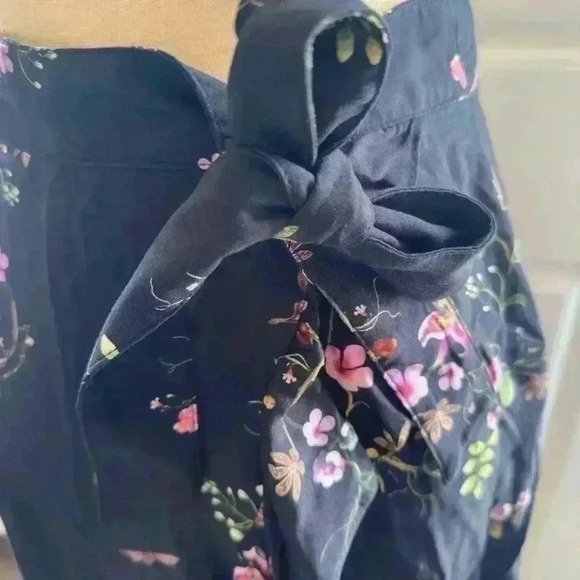 TML by Tomorrowland Dark Blue Floral Skirt size small (never worn) - Picture 2 of 2